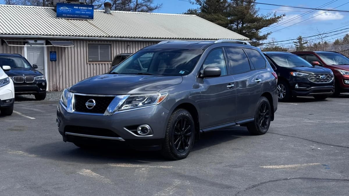 2015 Nissan Pathfinder SV