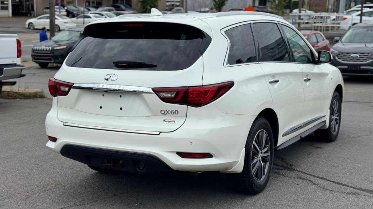 2018 Infiniti QX60 AWD 7 Seater Leather thumbnail 6