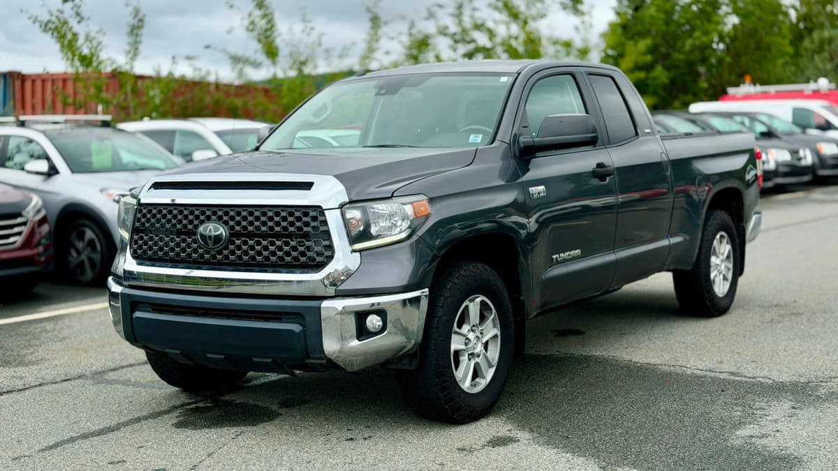 2018 Toyota TUNDRA SR5 PLUS 4x4 Double Cab 5.7L V8