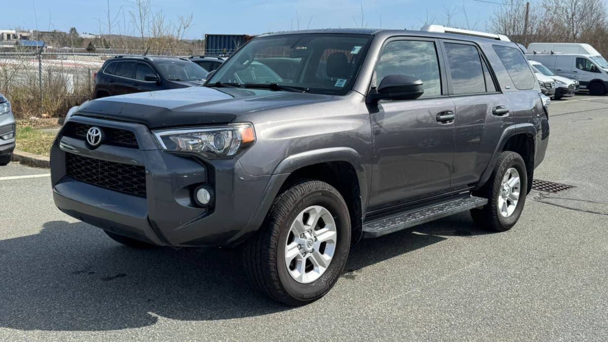2015 Toyota 4Runner SR5 4WD V6 7 Seater