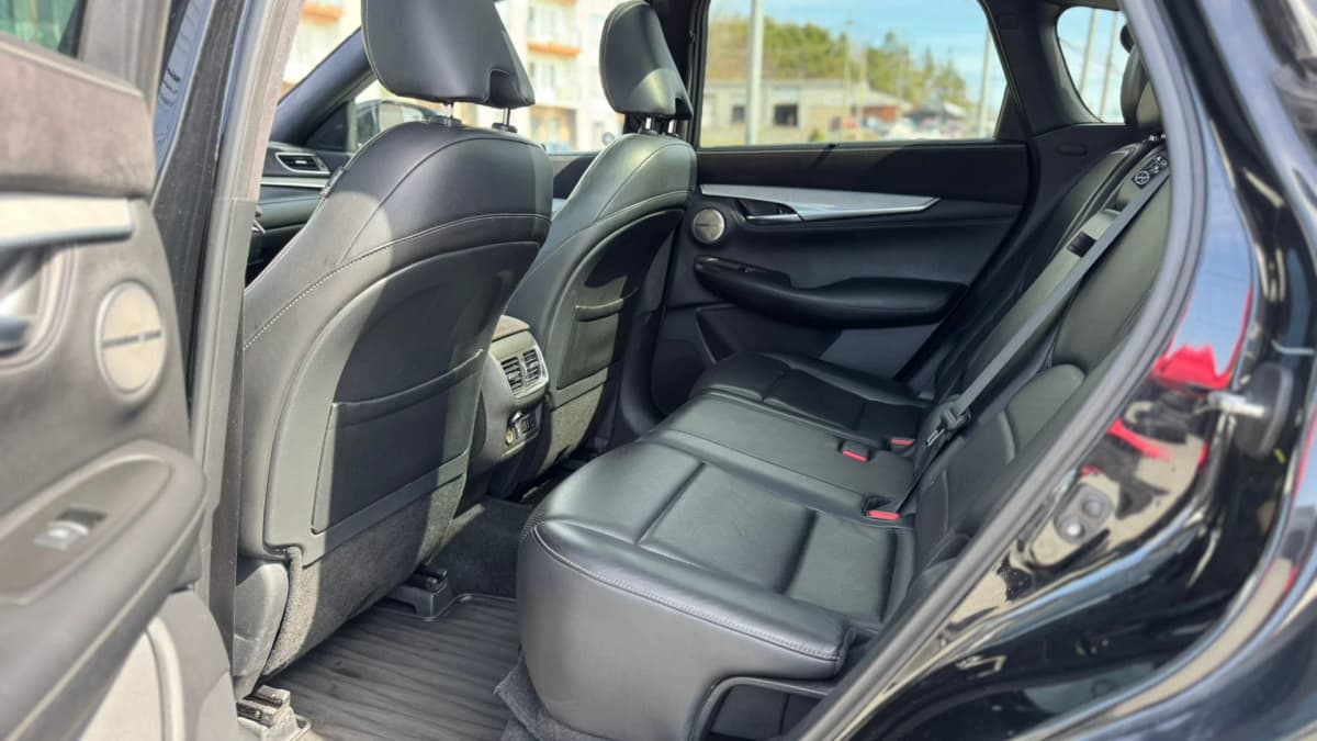 2019 Infiniti QX50 ESSENTIAL AWD thumbnail 23