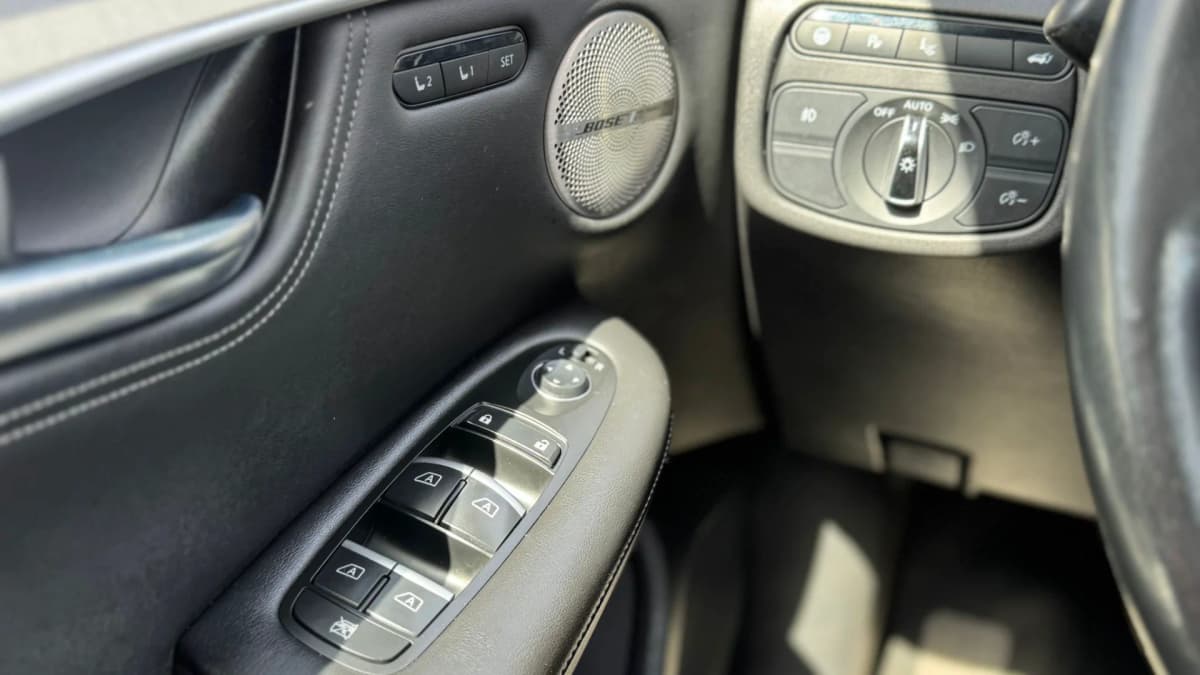 2019 Infiniti QX50 ESSENTIAL AWD thumbnail 18