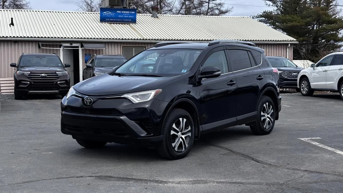 2017 Toyota RAV4 LE AWD