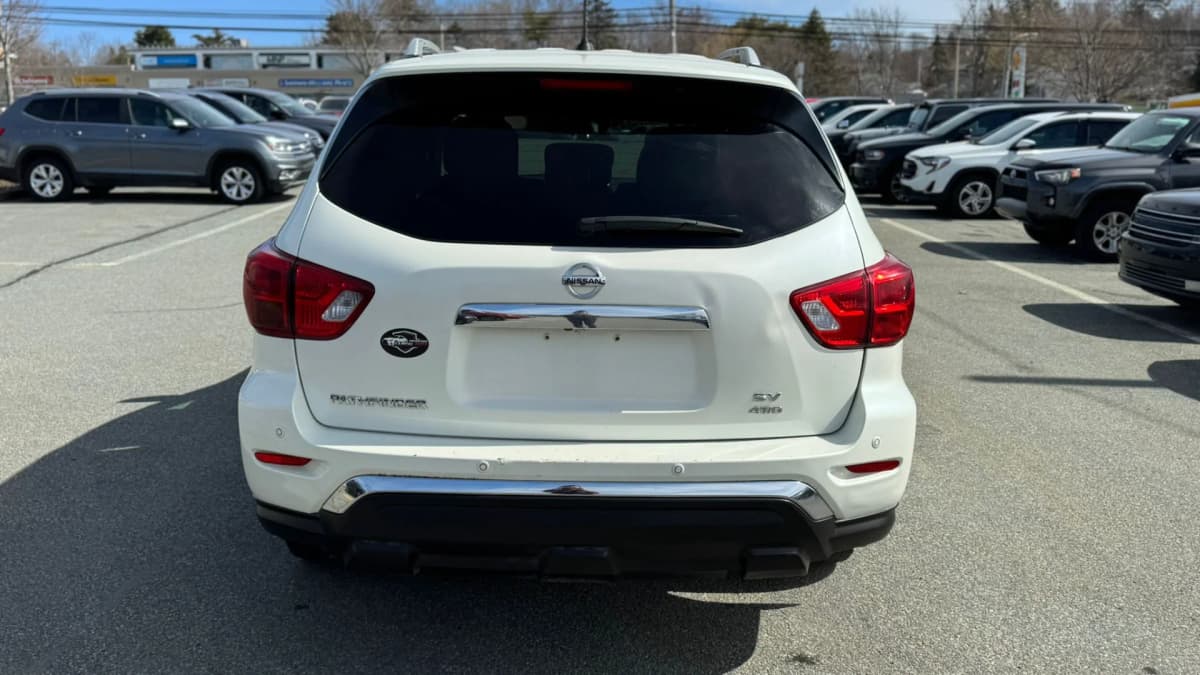 2018 Nissan Pathfinder SV Tech 4x4 7 Seater thumbnail 6