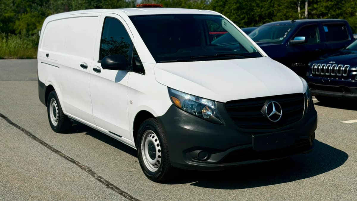 2023 Mercedes-Benz Metris Cargo Van 126" WB