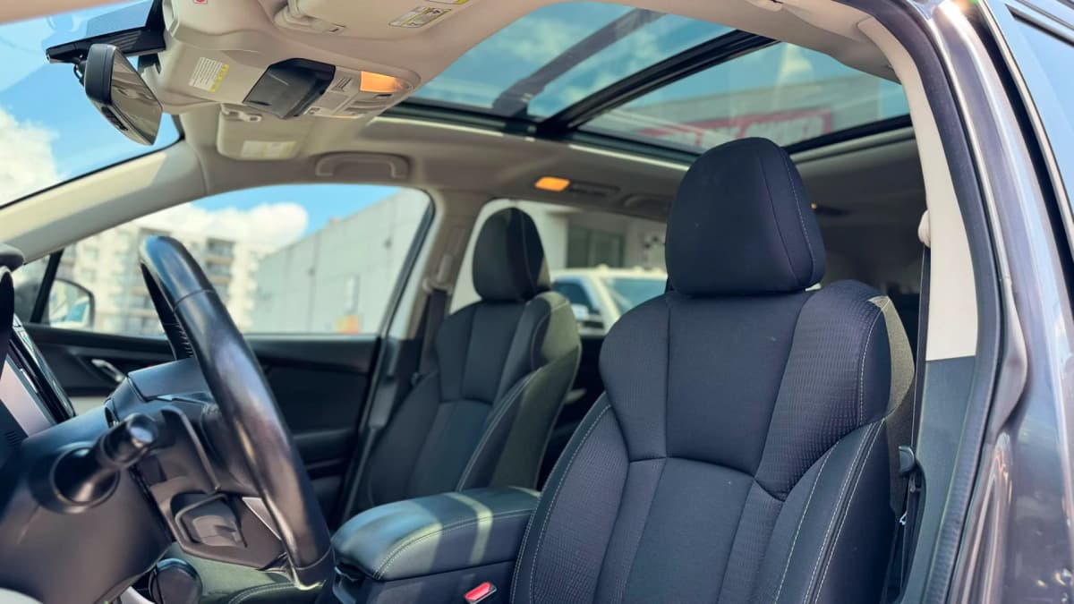 2020 Subaru Ascent Touring 8-Passenger thumbnail 18