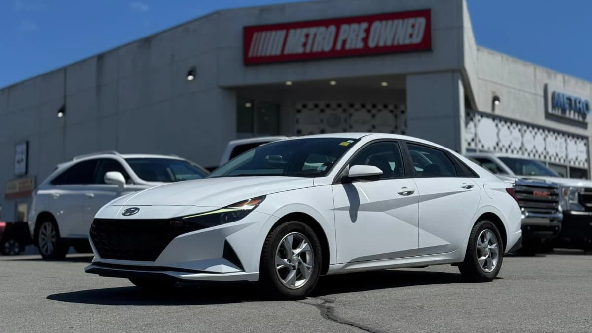 2021 Hyundai ELANTRA ESSENTIAL