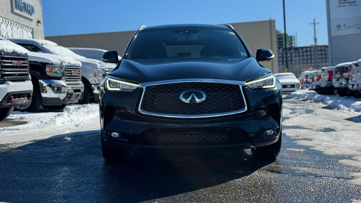 2019 Infiniti QX50 ESSENTIAL AWD thumbnail 3