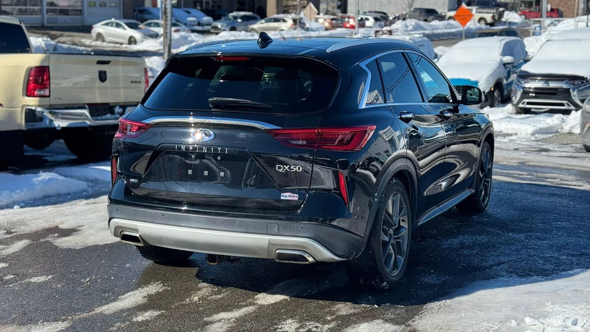 2019 Infiniti QX50 ESSENTIAL AWD thumbnail 6