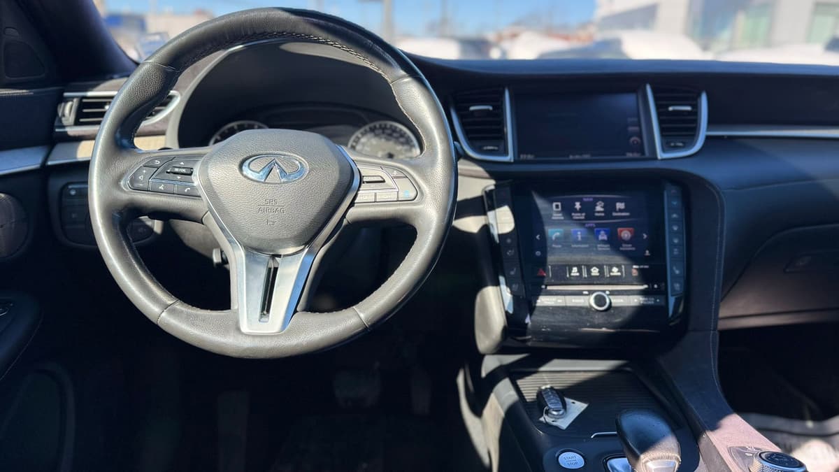 2019 Infiniti QX50 ESSENTIAL AWD thumbnail 11