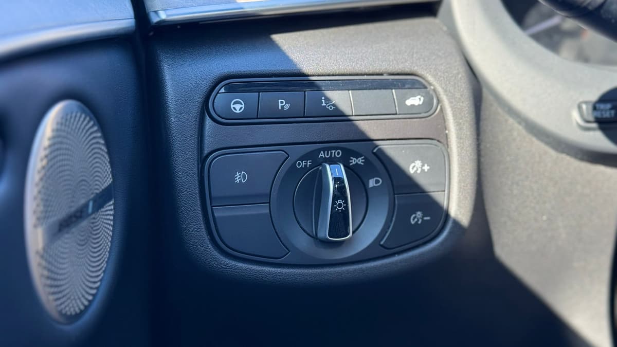 2019 Infiniti QX50 ESSENTIAL AWD thumbnail 22