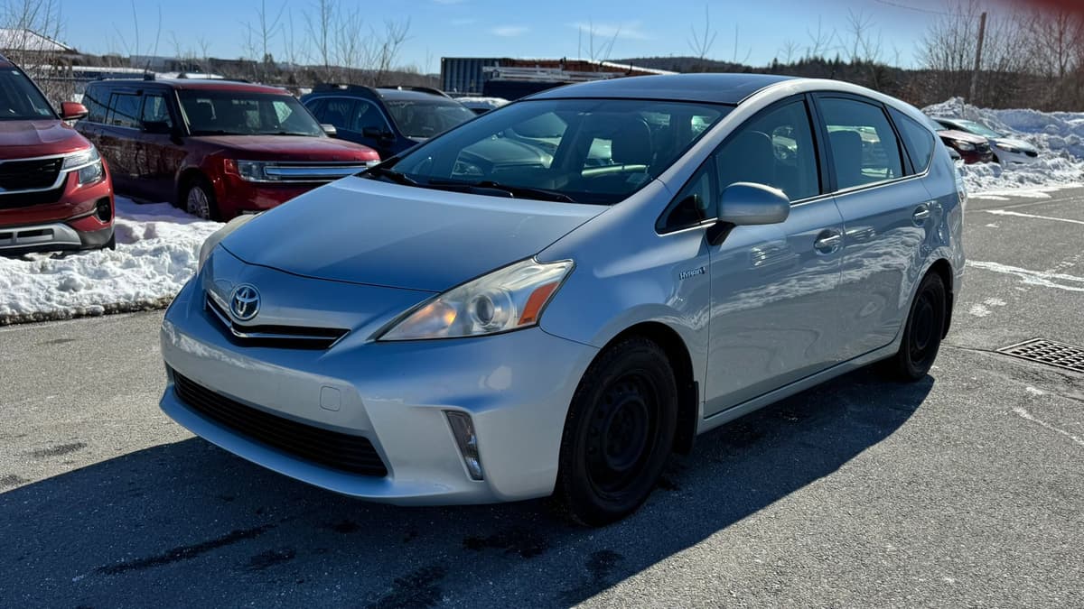2012 Toyota Prius V HB Leather