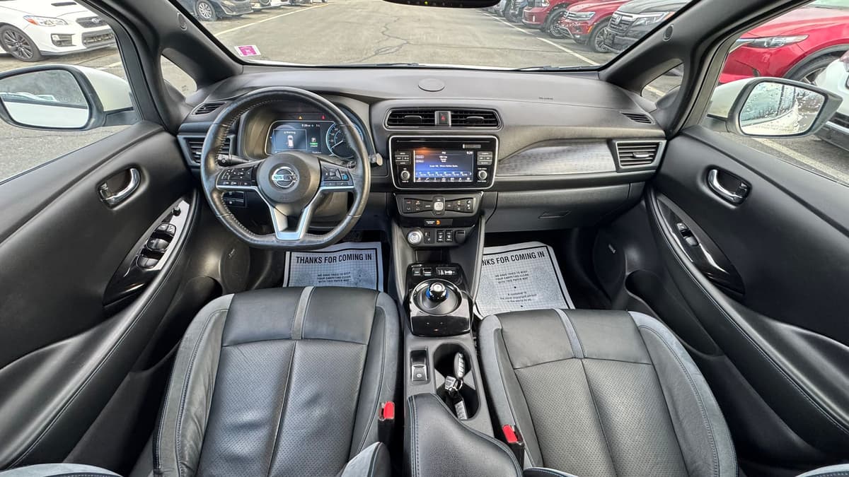 2018 Nissan LEAF S Hatchback thumbnail 13