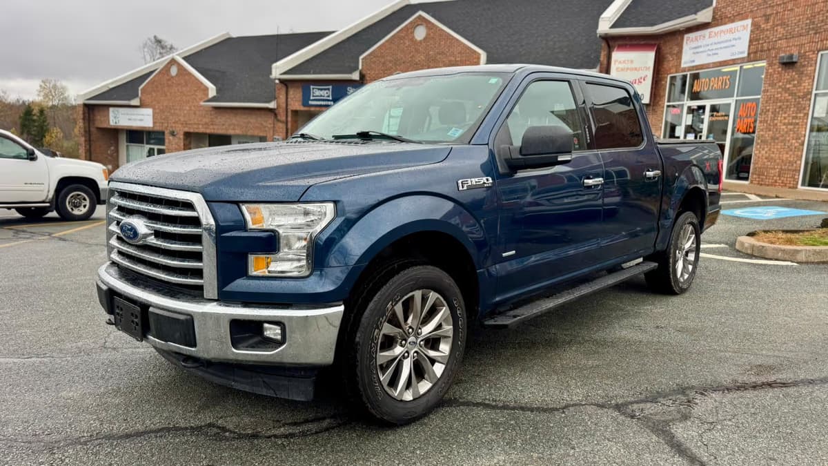 2017 Ford F-150 4WD SuperCrew 145" XLT