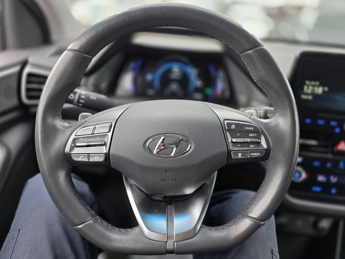 2020 Hyundai IONIQ ELECTRIC PREFERRED thumbnail 12