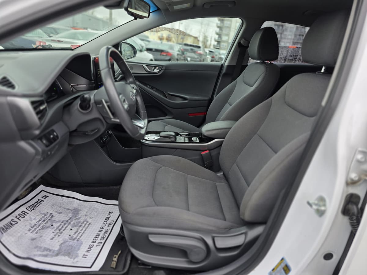 2020 Hyundai IONIQ ELECTRIC PREFERRED thumbnail 20