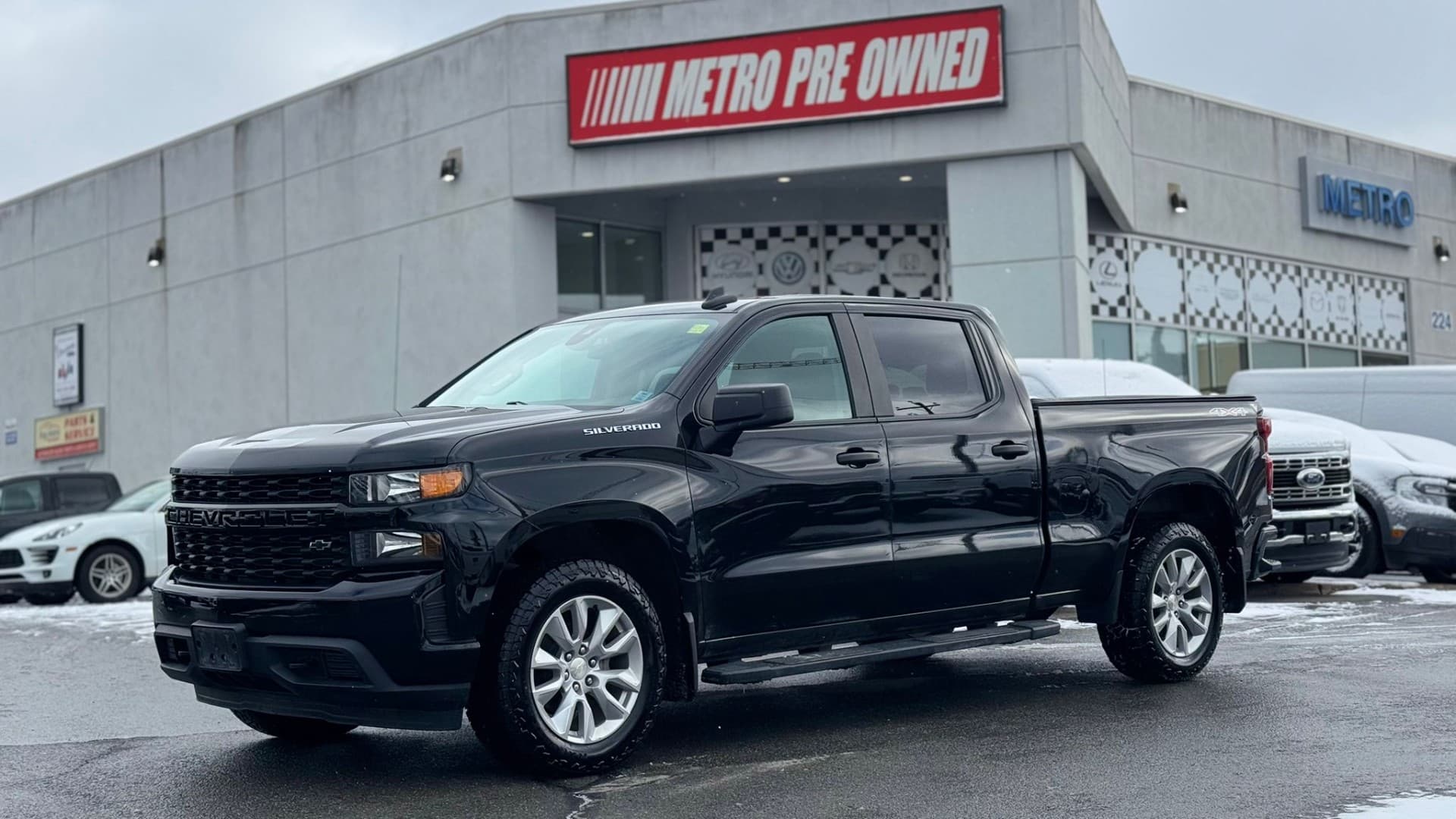 2022 Chevrolet SILVERADO LTD 1500 CUSTOM 4WD Crew Cab 157"