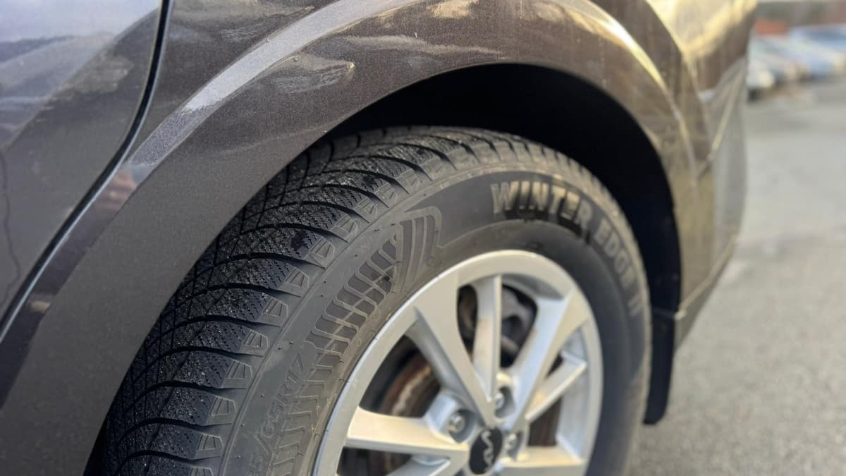 2022 KIA Carnival LX+-5D FWD photo 10