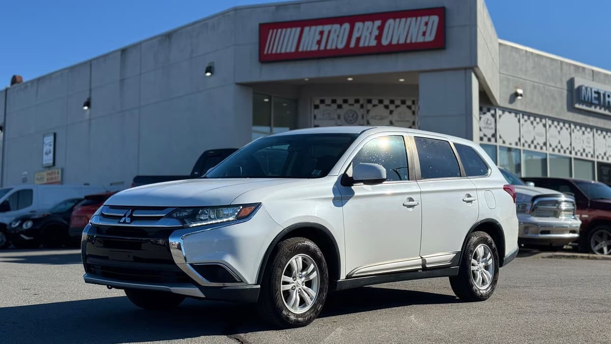 2017 Mitsubishi Outlander ES AWC
