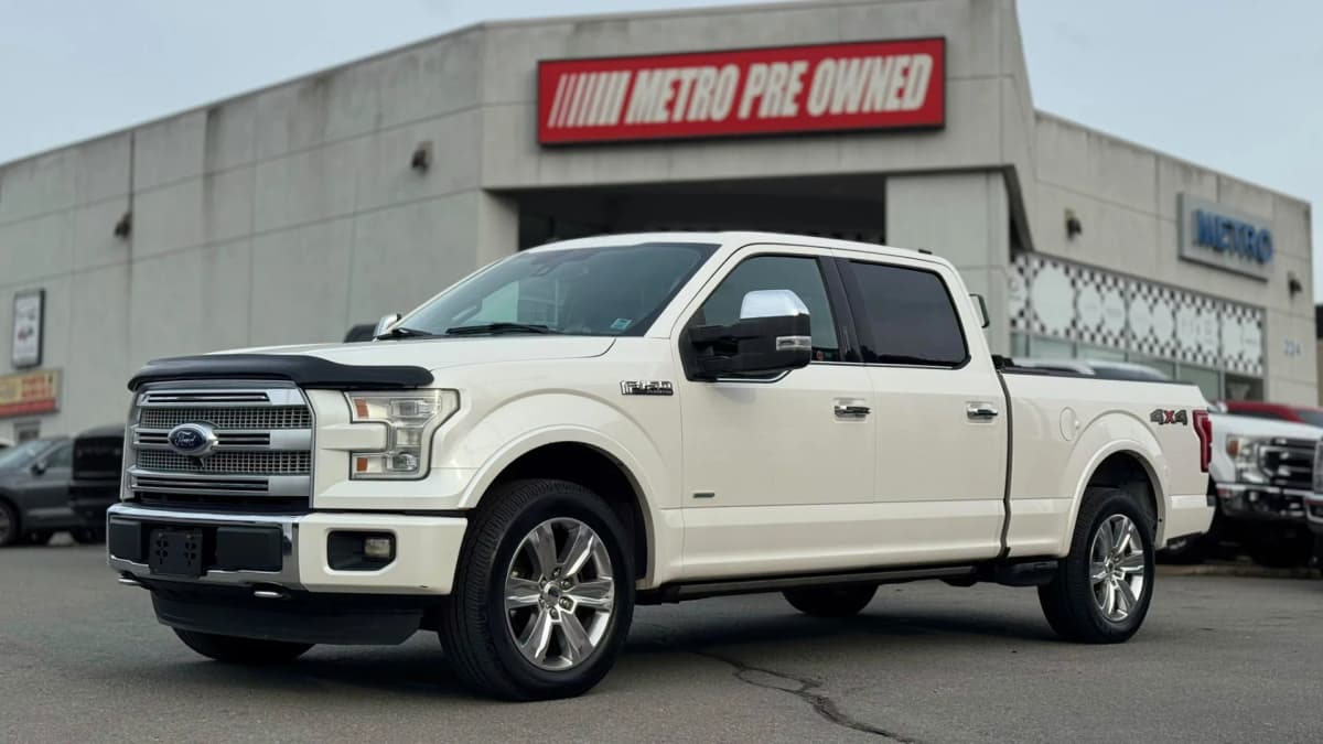 2016 Ford F-150 Platinum 4WD SuperCrew Styleside 5-1/2 Ft Box