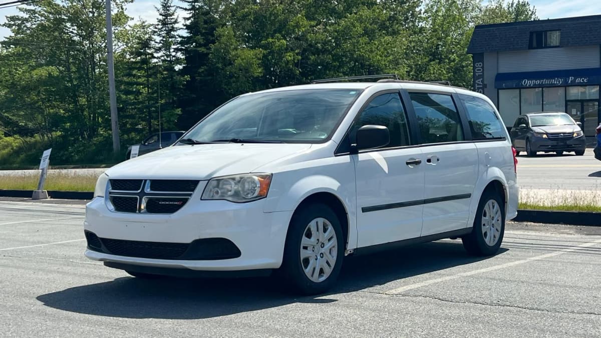 2015 Dodge GRAND CARAVAN SE