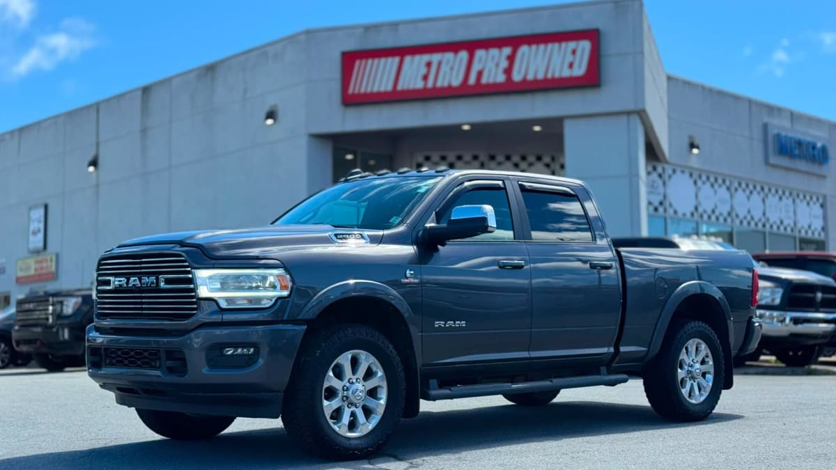 2022 Ram 2500 LARAMIE 6.7L CUMMINS TURBO DIESEL 4x4 Crew Cab 6'4" Box
