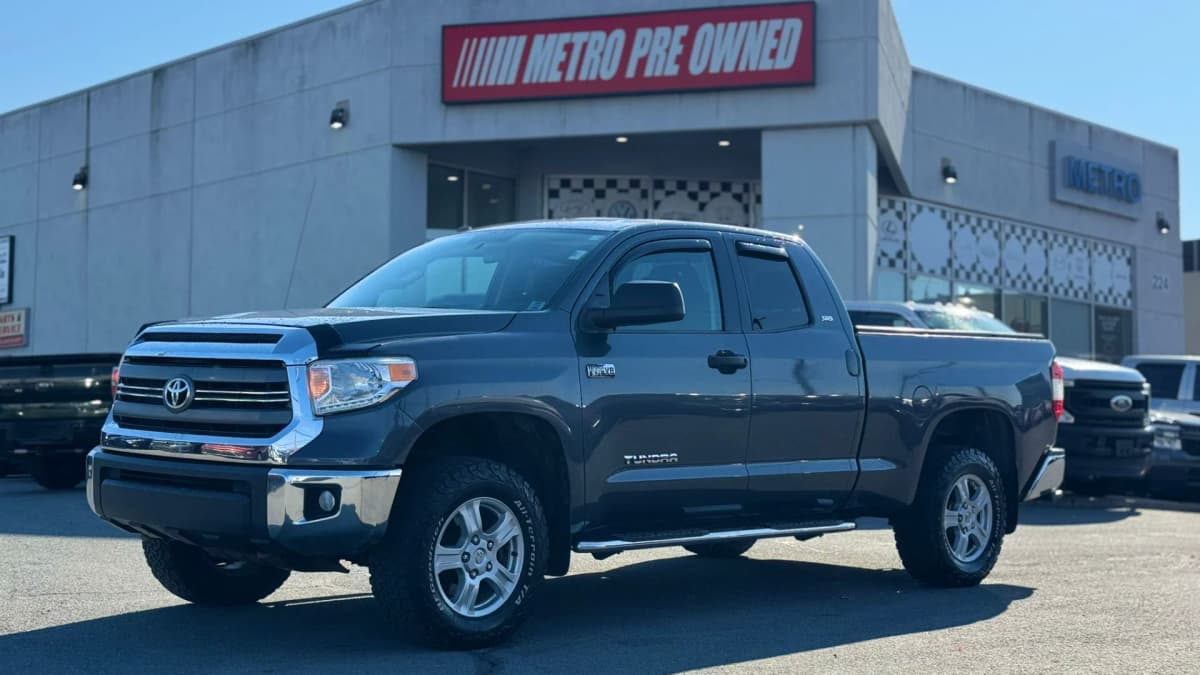 2014 Toyota TUNDRA SR 4WD Double Cab 146" 5.7L V8