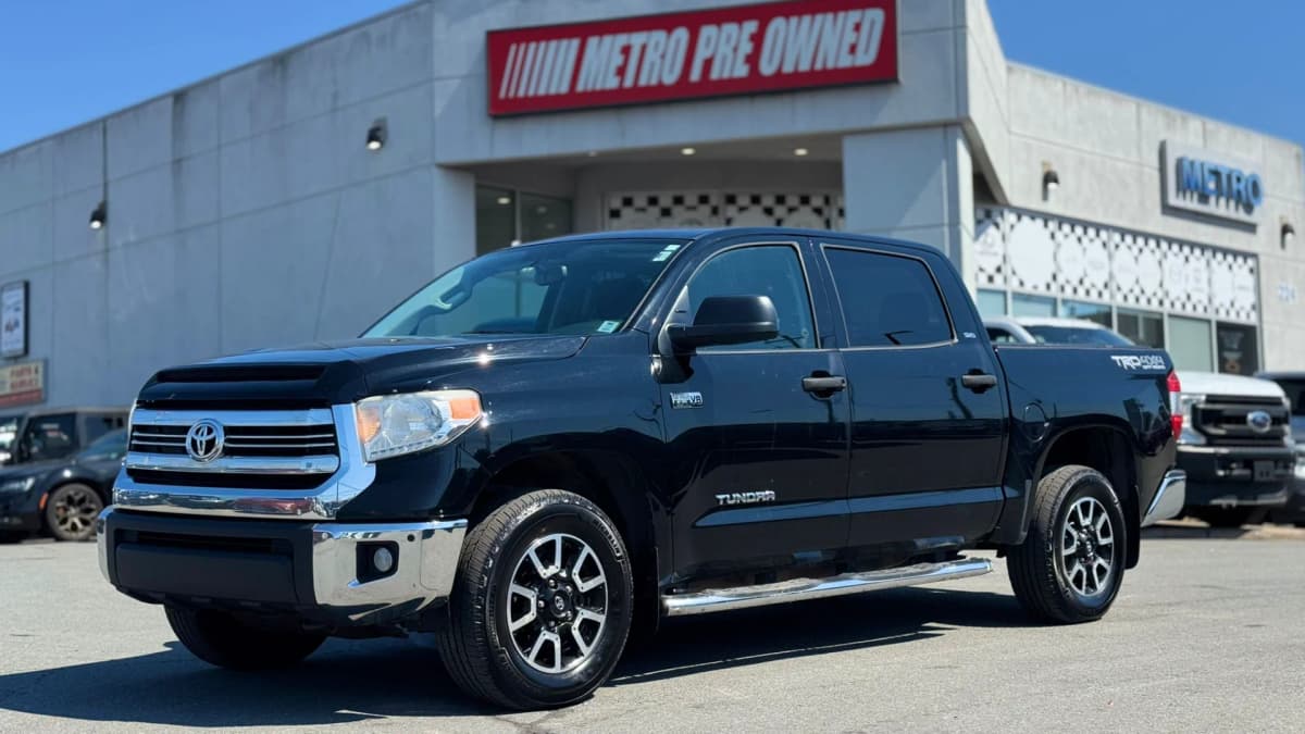 2017 Toyota TUNDRA SR5 PLUS 4WD Crewmax 146" 5.7L V8