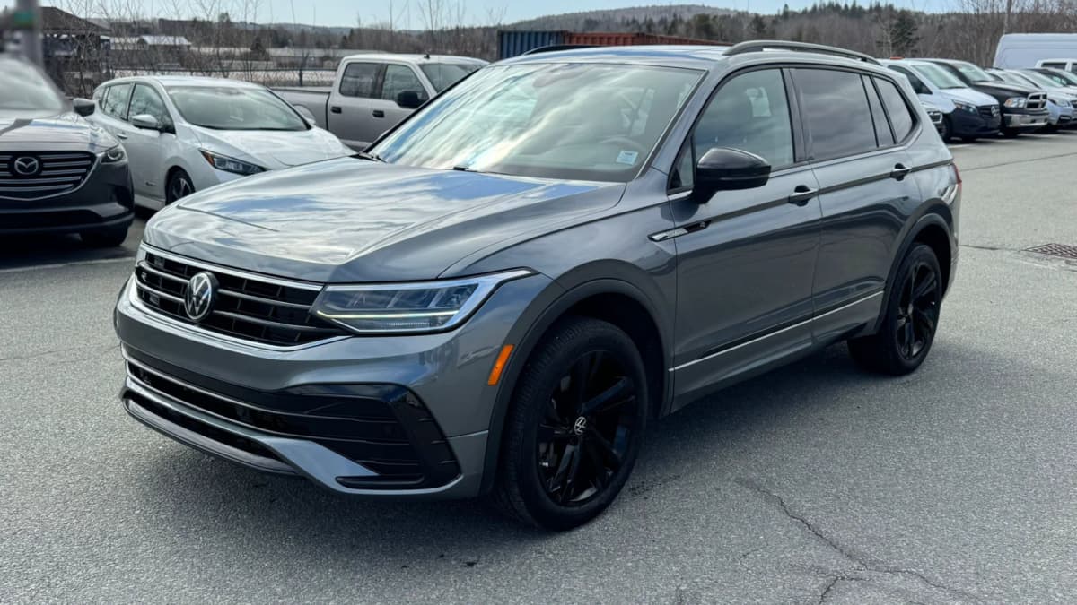 2023 Volkswagen Tiguan Comfortline R-Line Black Edition