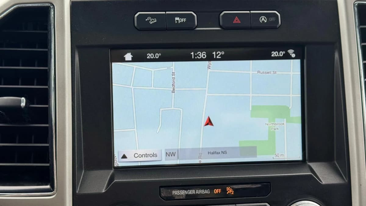 2018 Ford F-150 LARIAT 4WD SuperCrew 6.5' Box 5.0L V8 thumbnail 17