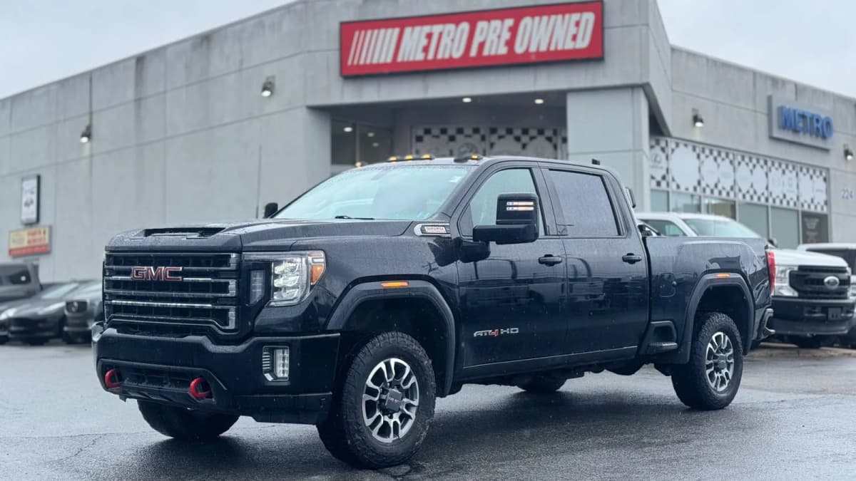 2022 GMC SIERRA 2500 HD AT4 4WD Crew Cab 159" DURAMAX 6.6L TURBO-DIESEL V8