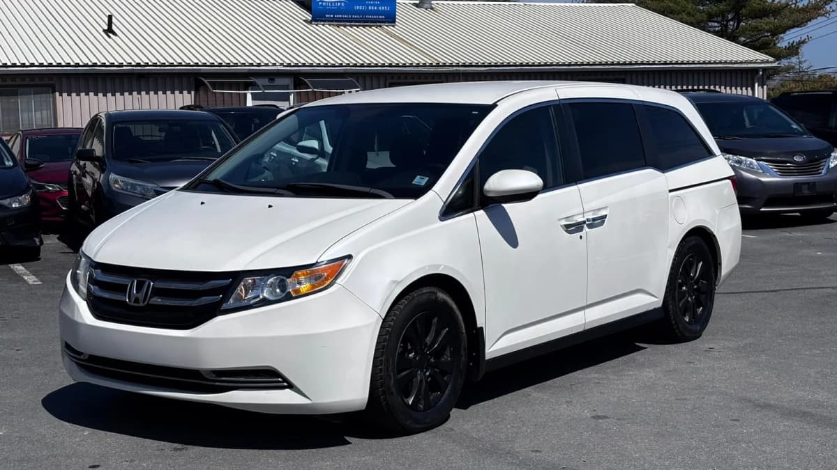 2015 Honda Odyssey EX 4DR 8 Seater