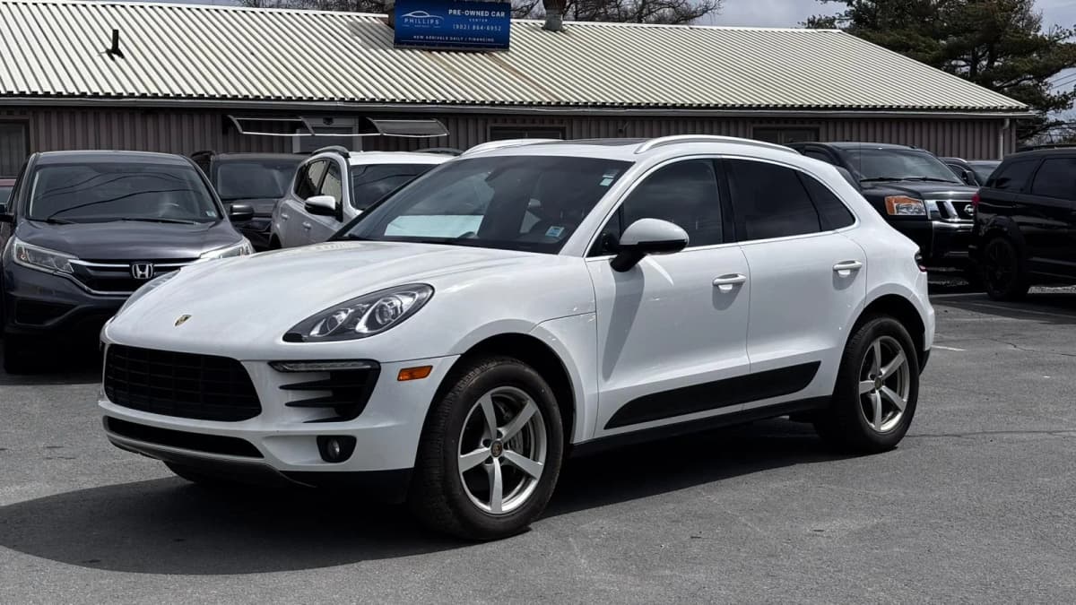 2015 Porsche Macan S AWD