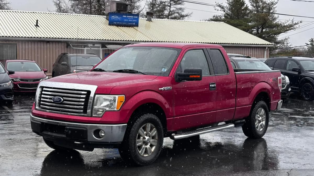 2010 Ford F-150 XLT 4WD SuperCab 145"