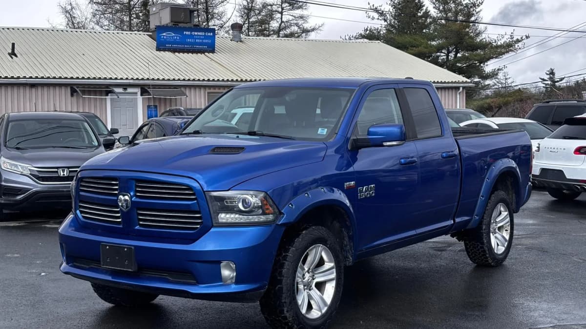 2016 RAM 1500 Sport 4WD V8 Quad Cab 140.5"