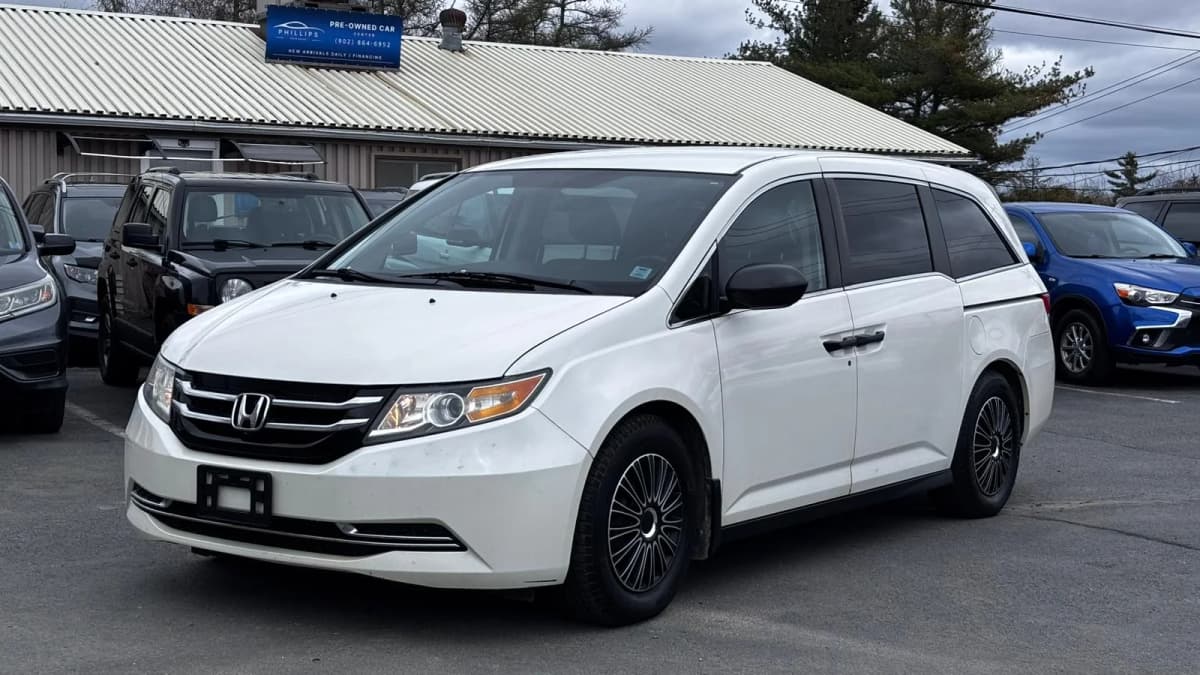 2015 Honda Odyssey LX 7 Seater