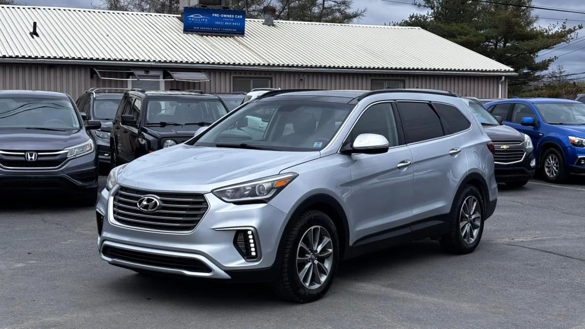 2017 Hyundai Santa Fe XL Luxury AWD 7 Seater