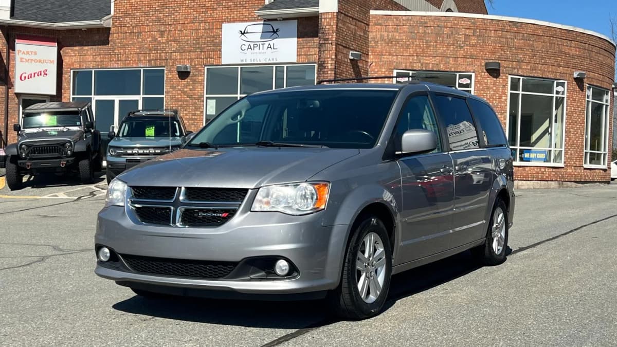 2017 Dodge Grand Caravan Crew Plus