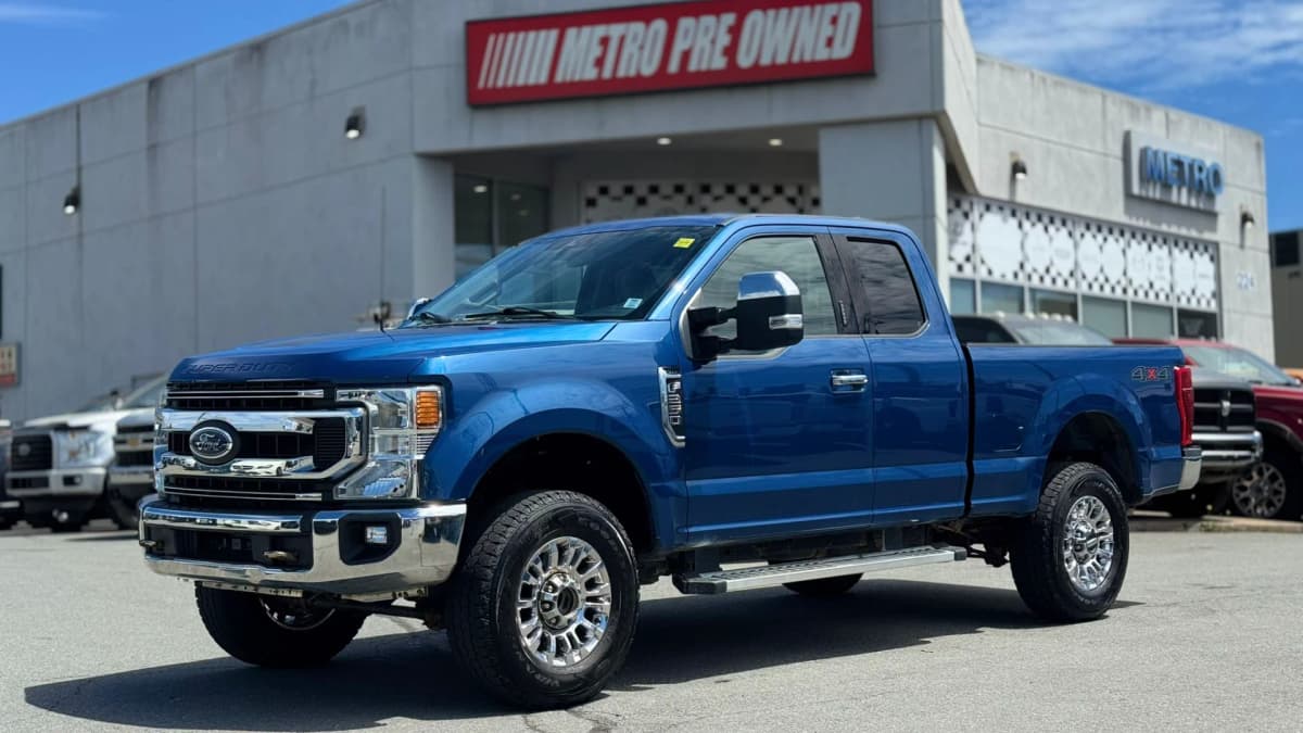 2022 Ford F-250 SUPER XLT DUTY SRW 4WD SuperCab 6.75' Box 6.2L V8 FLEX-FUEL