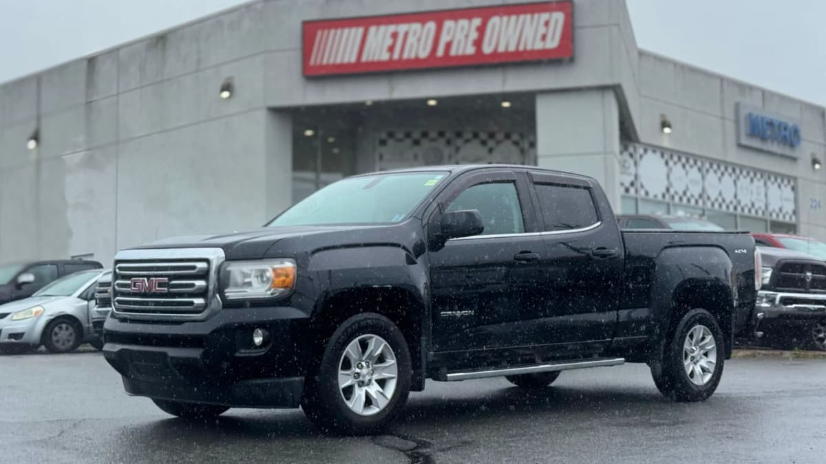2017 GMC CANYON SLE 4WD Crew Cab 140.5" 3.6L V6