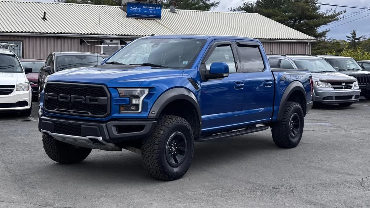 2017 Ford F-150 Raptor 4WD SuperCrew 145"