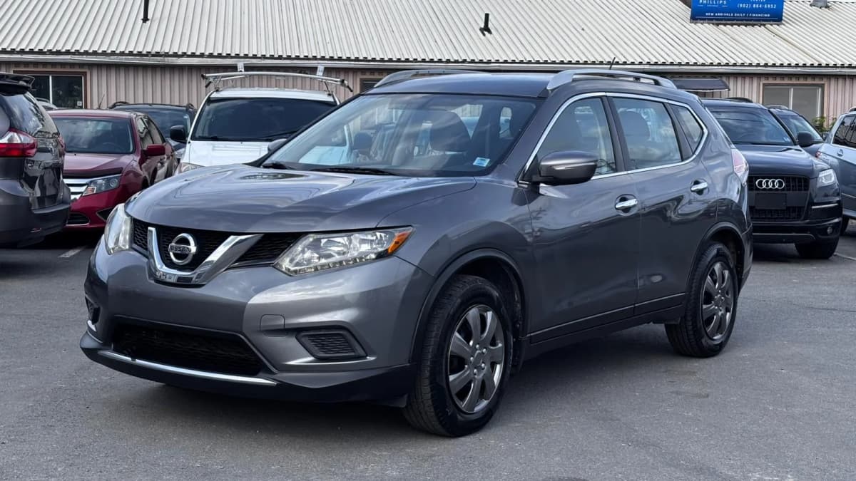 2014 Nissan Rogue FWD 4dr S