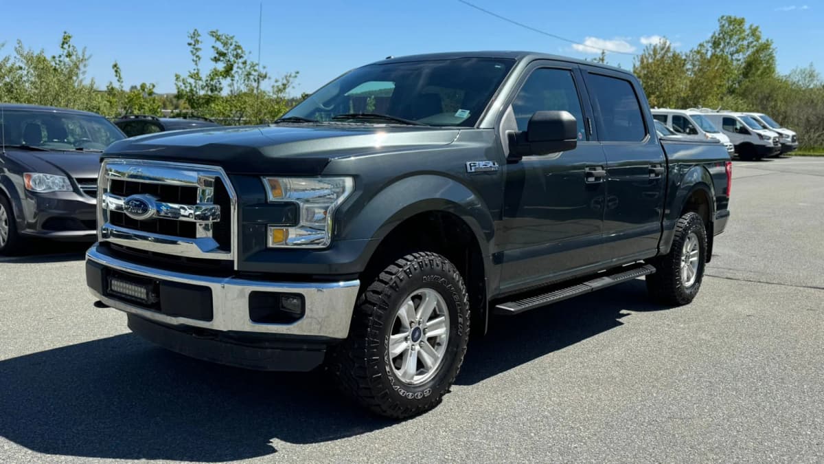 2015 Ford F-150 4WD V8 SuperCrew 145"