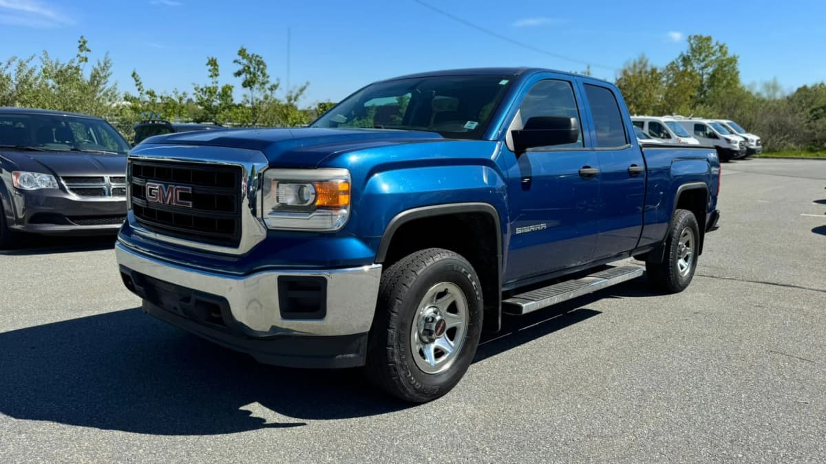 2015 GMC Sierra 1500 4WD Double Cab 143.5"