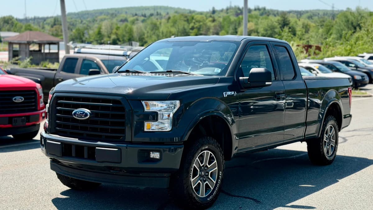 2017 Ford F-150 XLT 5L V8 4WD SuperCab Styleside