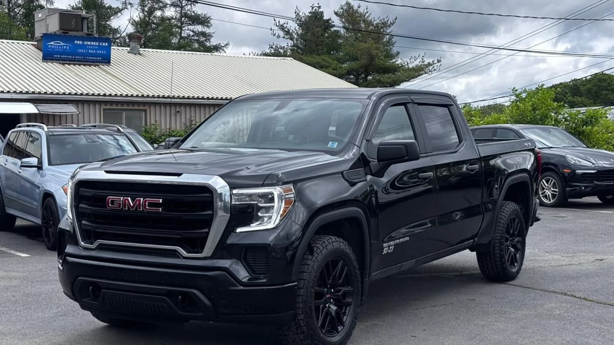 2021 GMC Sierra 1500 Crew Cab Short Bed 4WD