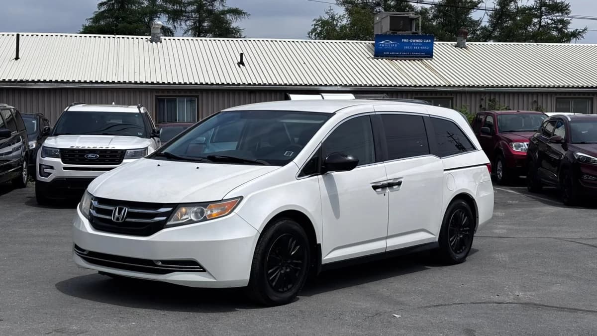 2014 Honda Odyssey LX 7 Seater