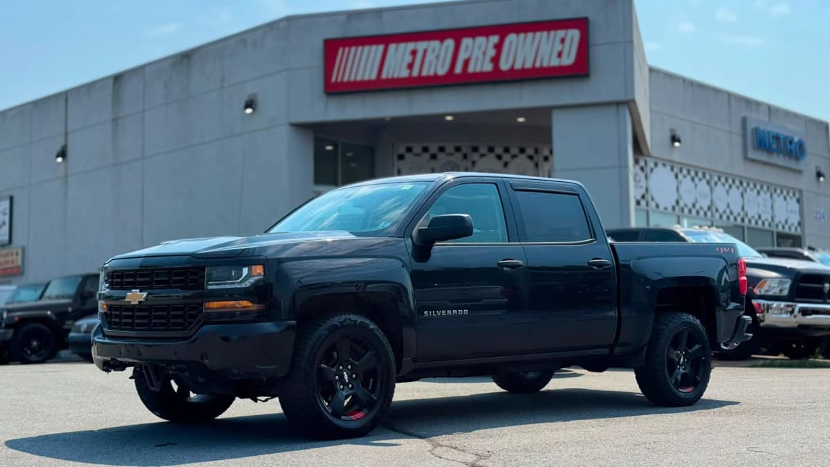 2018 Chevrolet SILVERADO 1500 CUSTOM 4WD Crew Cab 143.5" 5.3L V8