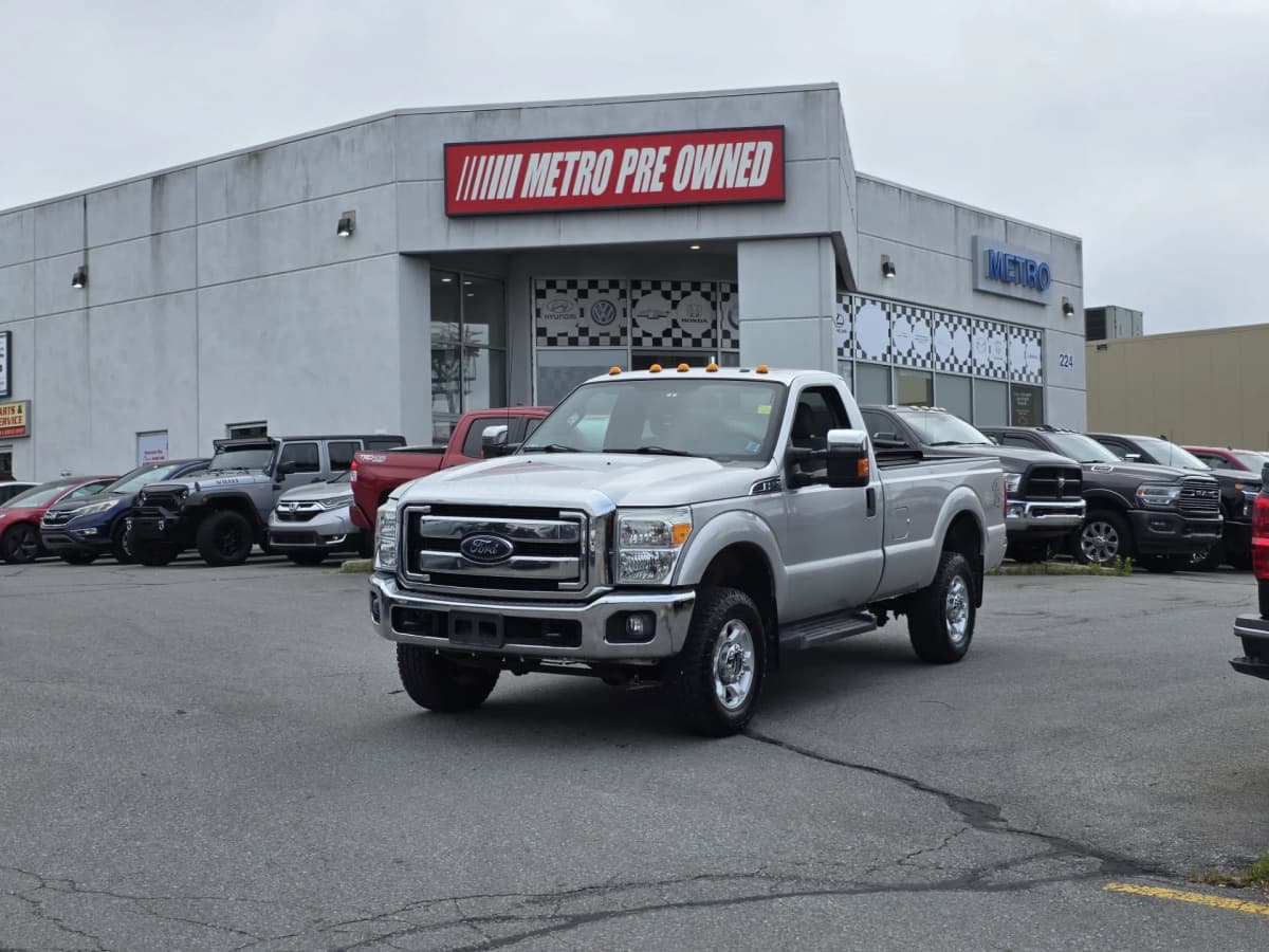 2015 Ford Super Duty F-250 SRW XL 4WD Regular Cab 8 Ft Box