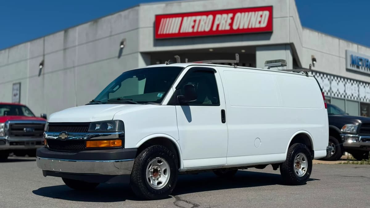 2018 Chevrolet EXPRESS CARGO VAN RWD 2500 135" VORTEC 6.0L V8 FLEXFUEL
